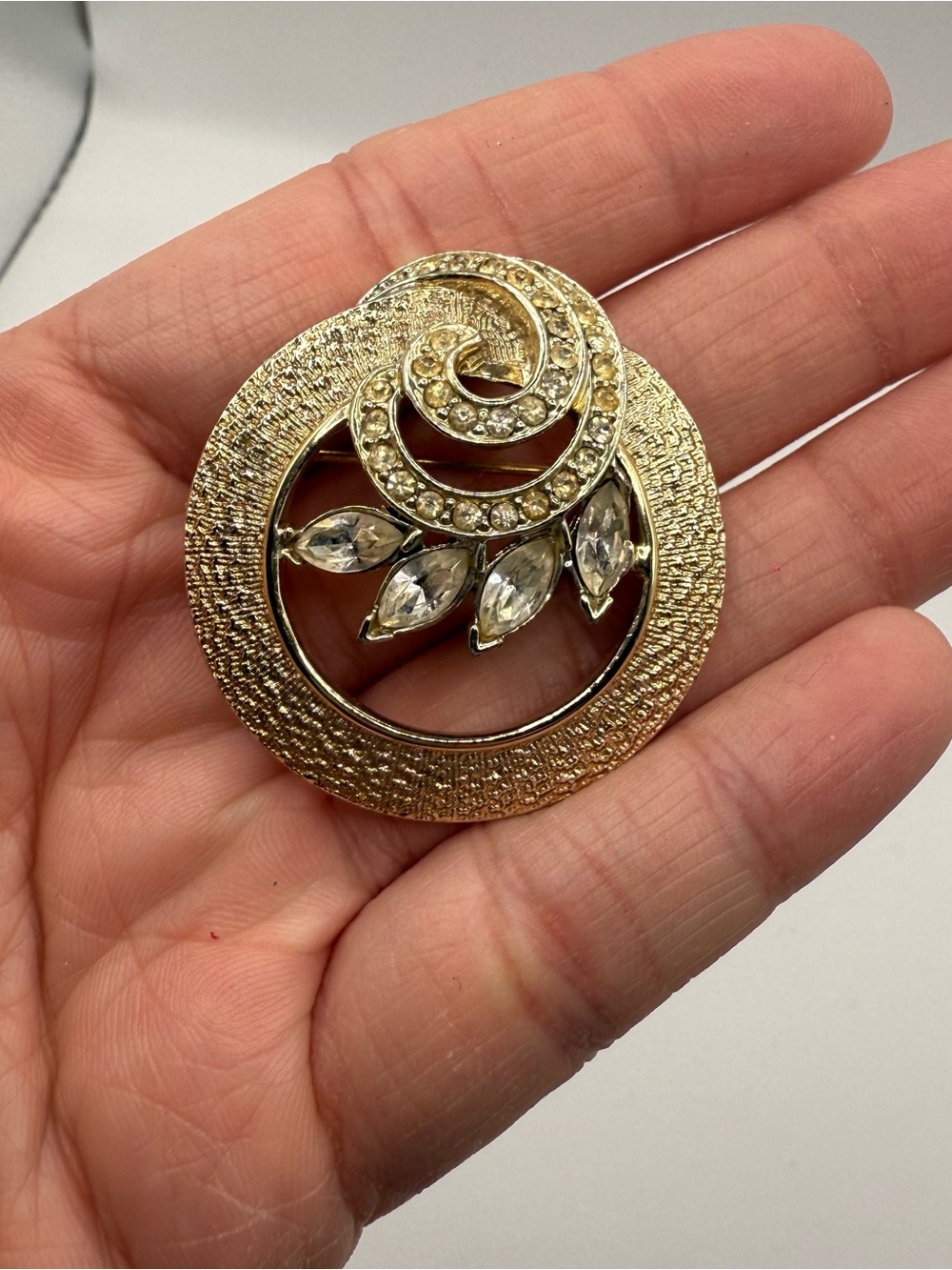 Vintage Kramer Signed Clear Rhinestone Circle Brooch Pin